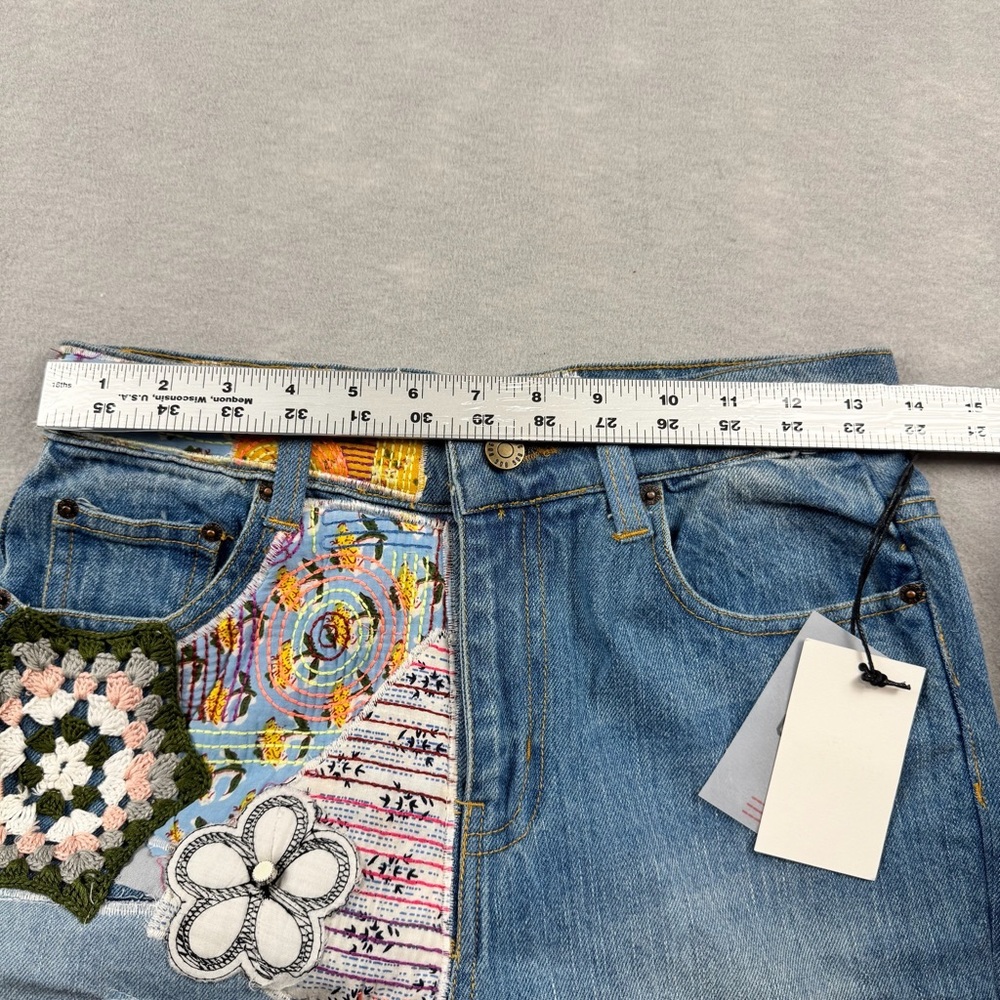 BDG Patchwork Floral Flare Jeans Size 27 NWT Hippie Festival Embroidered - Picture 11 of 15